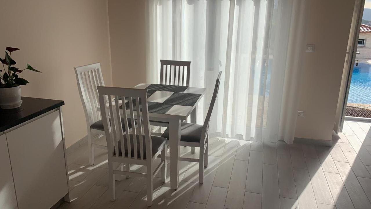 Vila Llano Vlorë Екстериор снимка